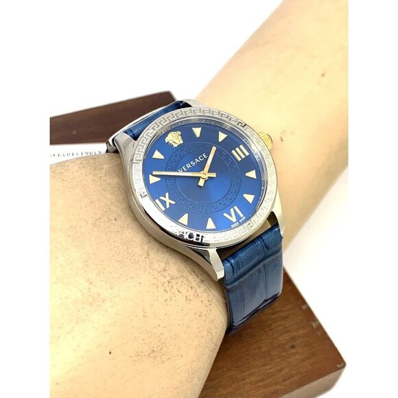 Versace Wome'ns Watch VE2S00122 Hellenyium Swiss Quartz Blue Dial Leathe… - Picture 6 of 15